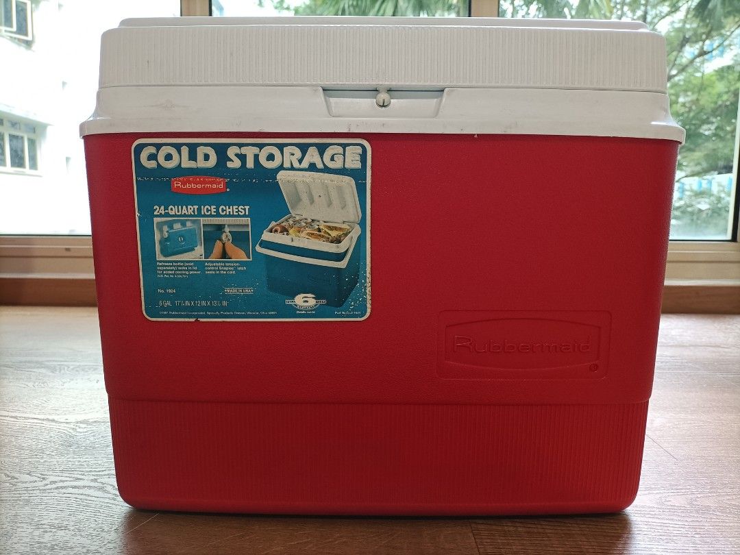Rubbermaid 24 quart cooler clearance