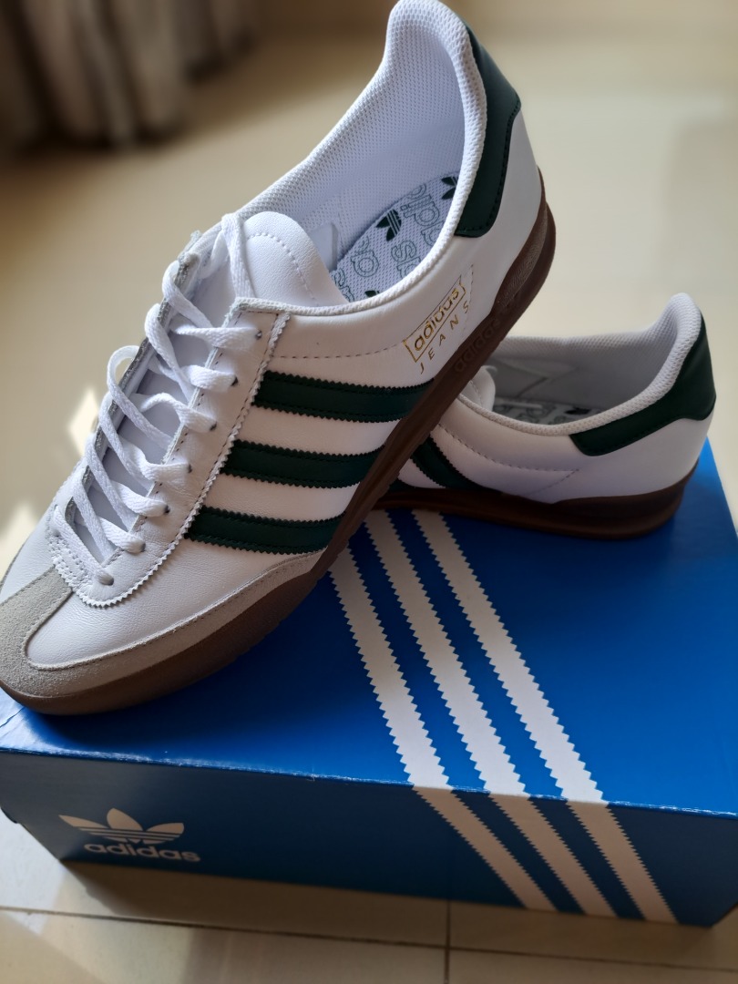 Adidas store jeans 44