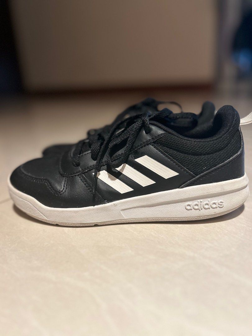 Tenis adidas junior clearance