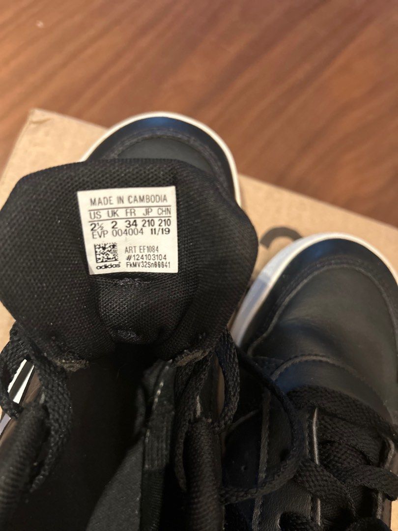Adidas chaussure deals junior jordan