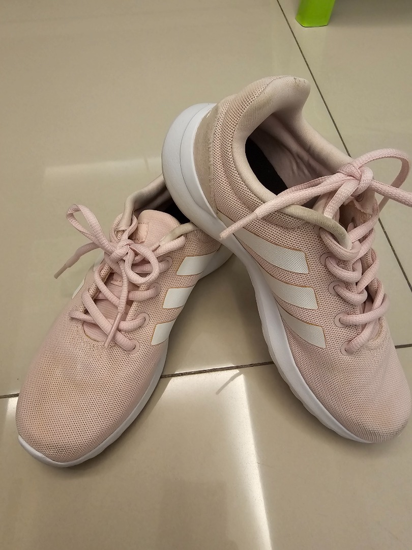 Adidas swift run dust pearl top