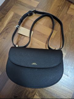 Apc protection messenger clearance bag