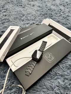 APPLE NIKE WATCH SERIES 4 COMPLETE ACCESSORIES