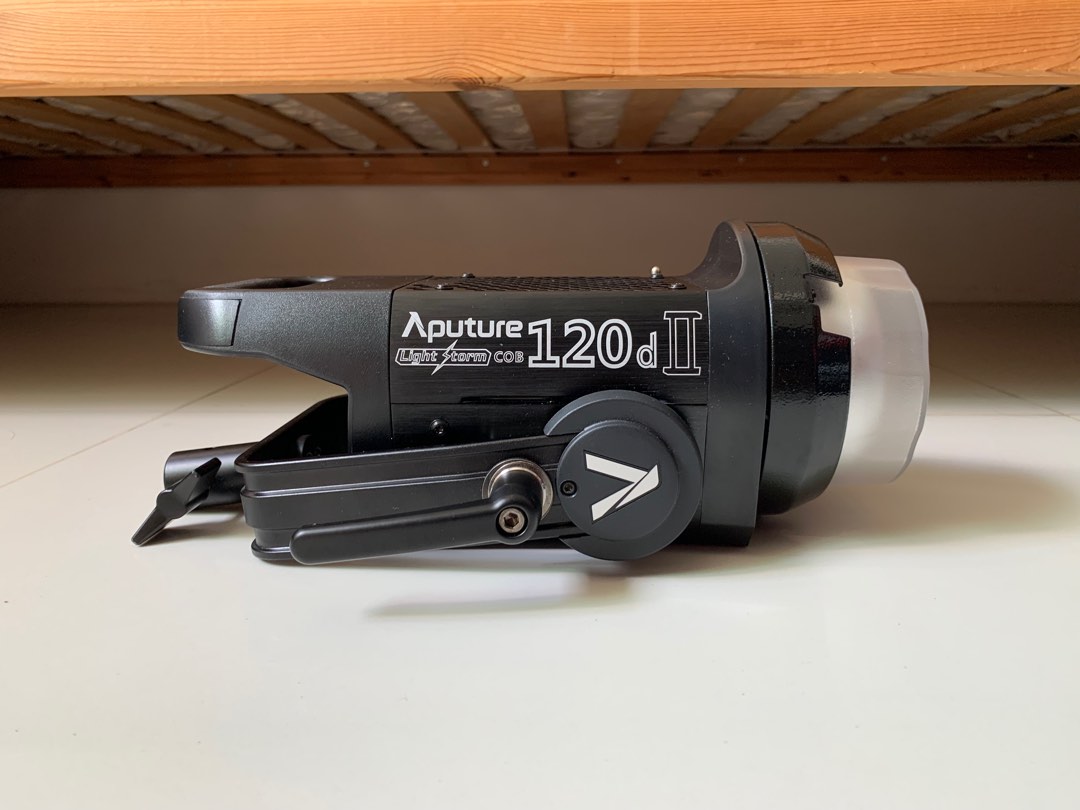 Aputure LS COB 120D II Light Storm – Éclairage D’appoint – Occasion