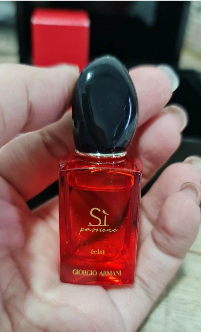Sales Armani S Perfume EDP 7ml
