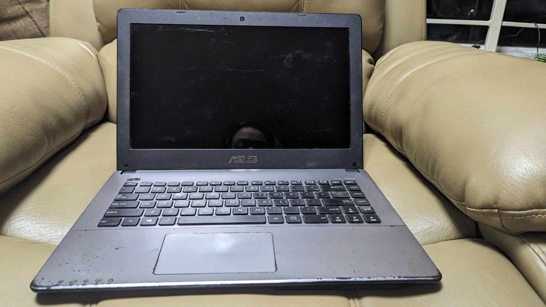 Asus Laptop for parts, not working, Computers & Tech, Parts