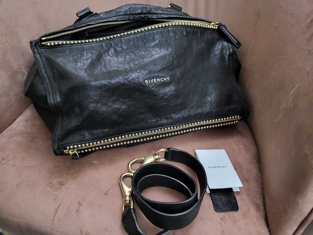 Authentic Givenchy Pandora Large Bag (Category: Luxury Bags & Wallets) located in Rizal. Submitted by SummerPeaCloset (Listing ID 1270430923, Image 1). Description: Authentic Givenchy Pandora Large Bag with original dustbag, long strap, leather swatch and booklet all items are money back guaranteed authentic 💯.