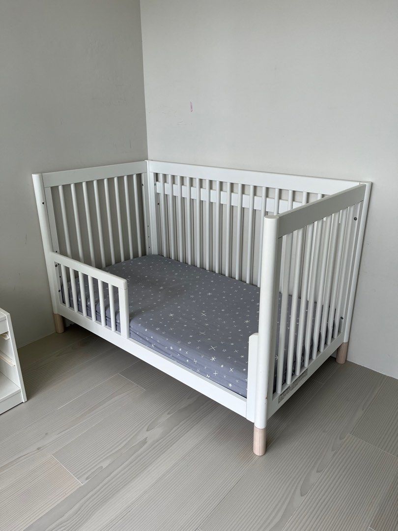 Babyletto Gelato 3in1 Convertible Crib with Mattress and Sheets