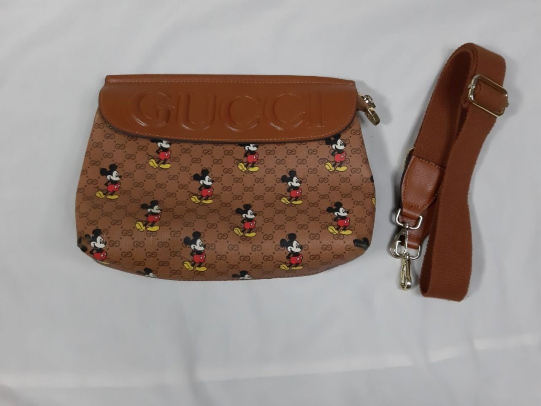 Mickey mouse 2025 gucci purse