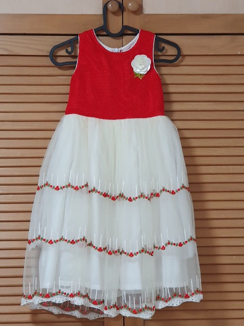 Cute girls frock shop
