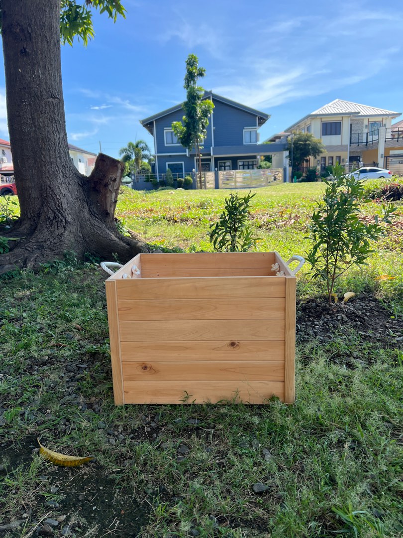 big wooden crate, Furniture & Home Living, Home Decor, Other Home Decor