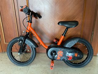 (Category: ) located in . Submitted by trellistowers (Listing ID 1270280103, Image 1). Description: .