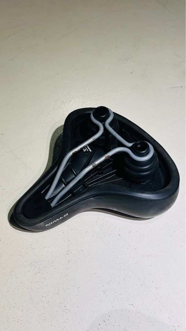 Btwin 900 gel comfort ergo fit system