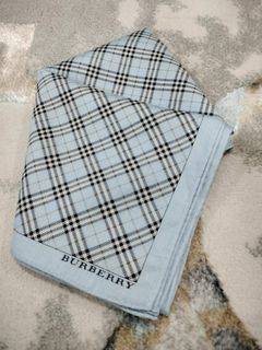 Burberry top handkerchief price