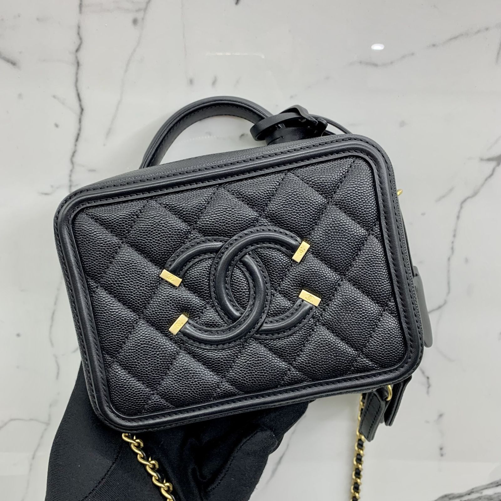 CHANEL A93342 BLACK FILIGREE 2WAY SMALL VANITY W CARD 2WAY SHOULDER BAG 237041088 WE