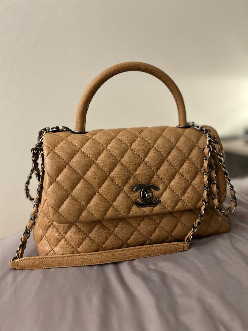 Chanel Coco Handle Medium, Luxury, Bags & Wallets on Carousell