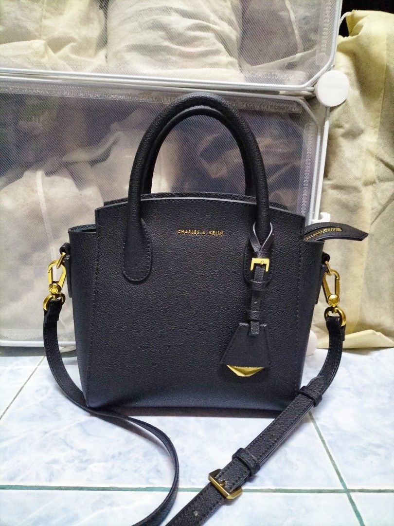 Charles & hotsell keith trapeze bag