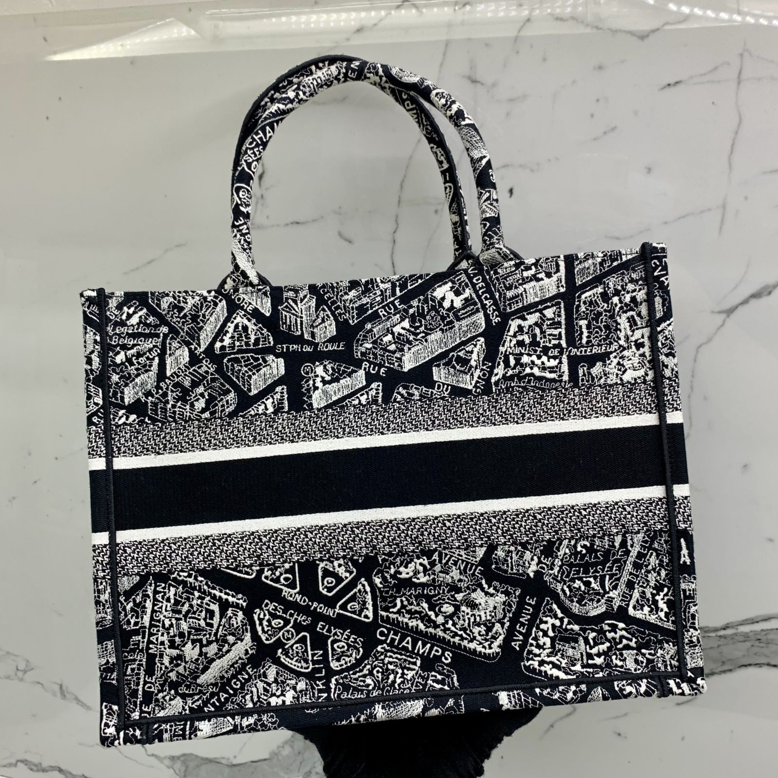 Christian dior black and white bag outlet