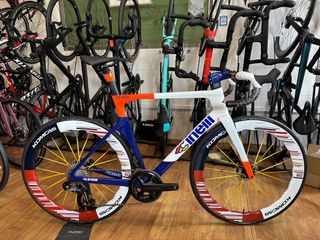 （分類：）位於 。 由 flowbike_lohasbike 提交（商品編號 1270355288，圖片 1）。簡介： 。