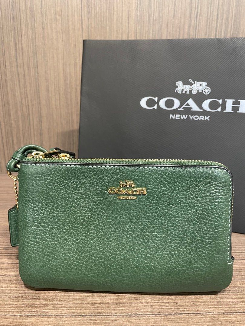 Green shop coach wristlet