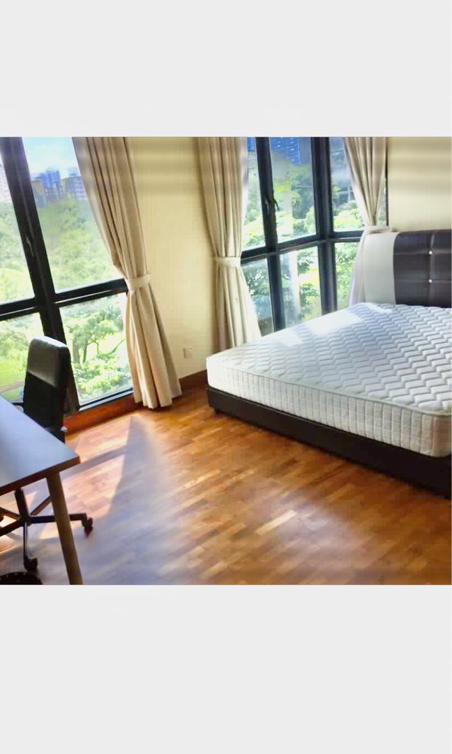 Condo room rent, 2 common and 1 master room rental Tanglin View MRT
