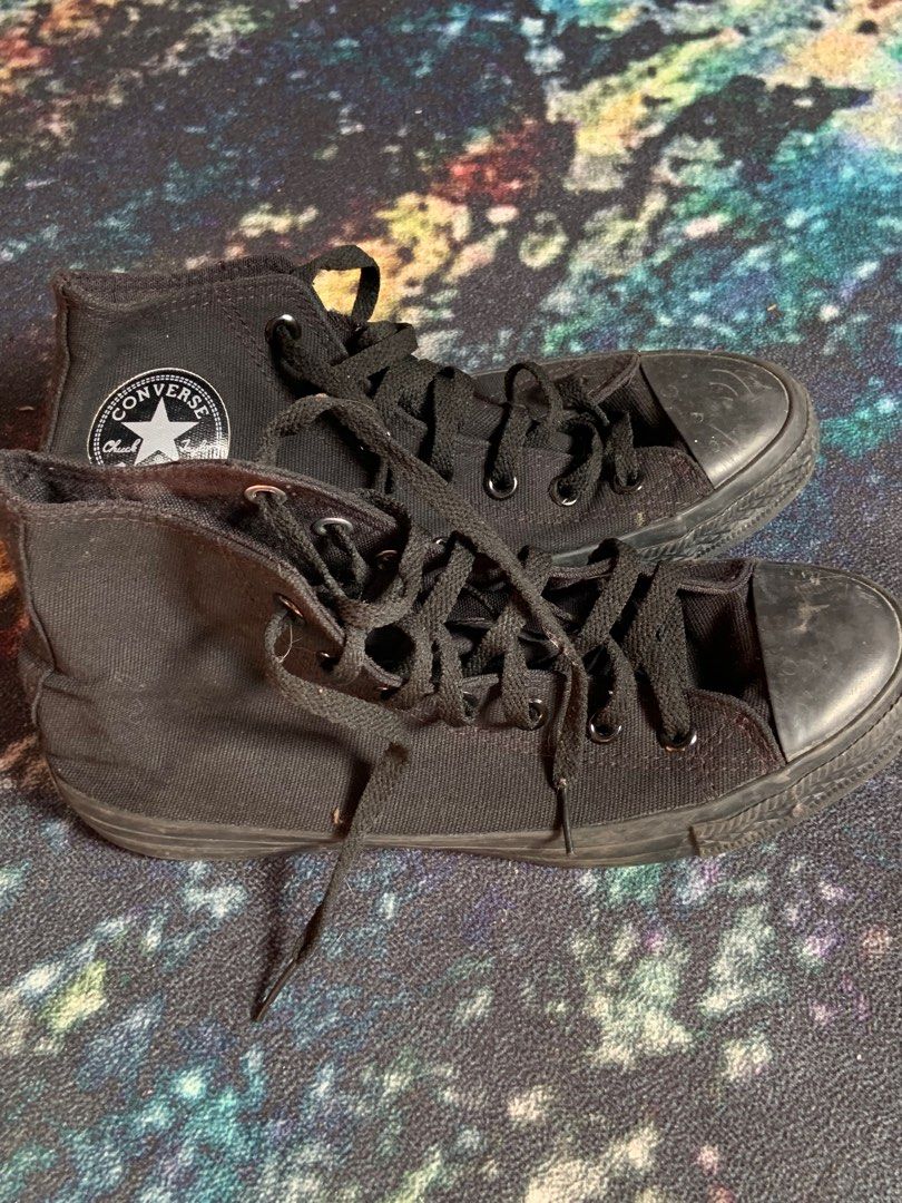 Faded on sale black converse