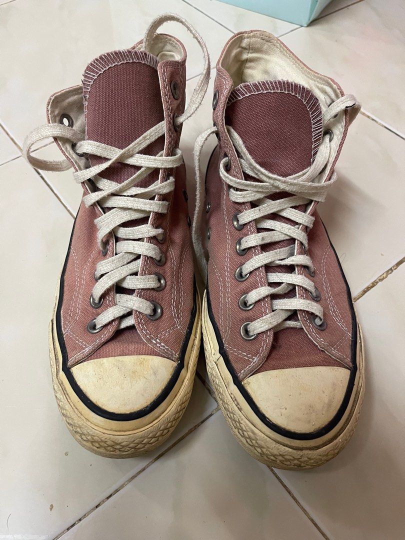 Harga converse store