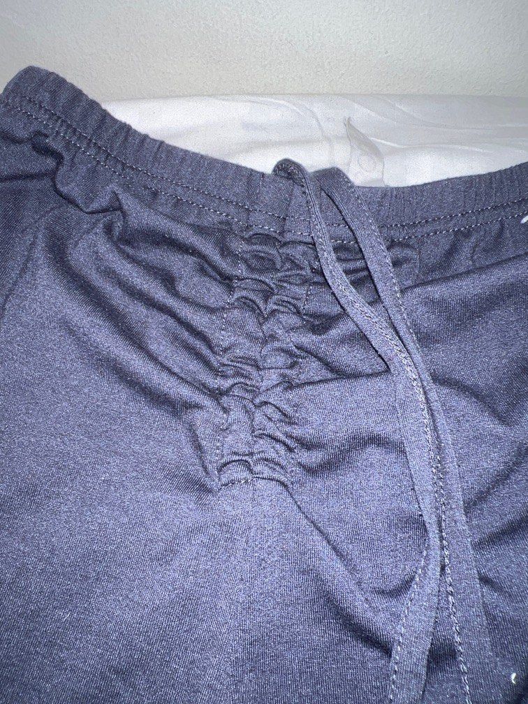 COTTON ON BODY navy blue flare leggings, Women's Fashion, Bottoms, Jeans &  Leggings on Carousell