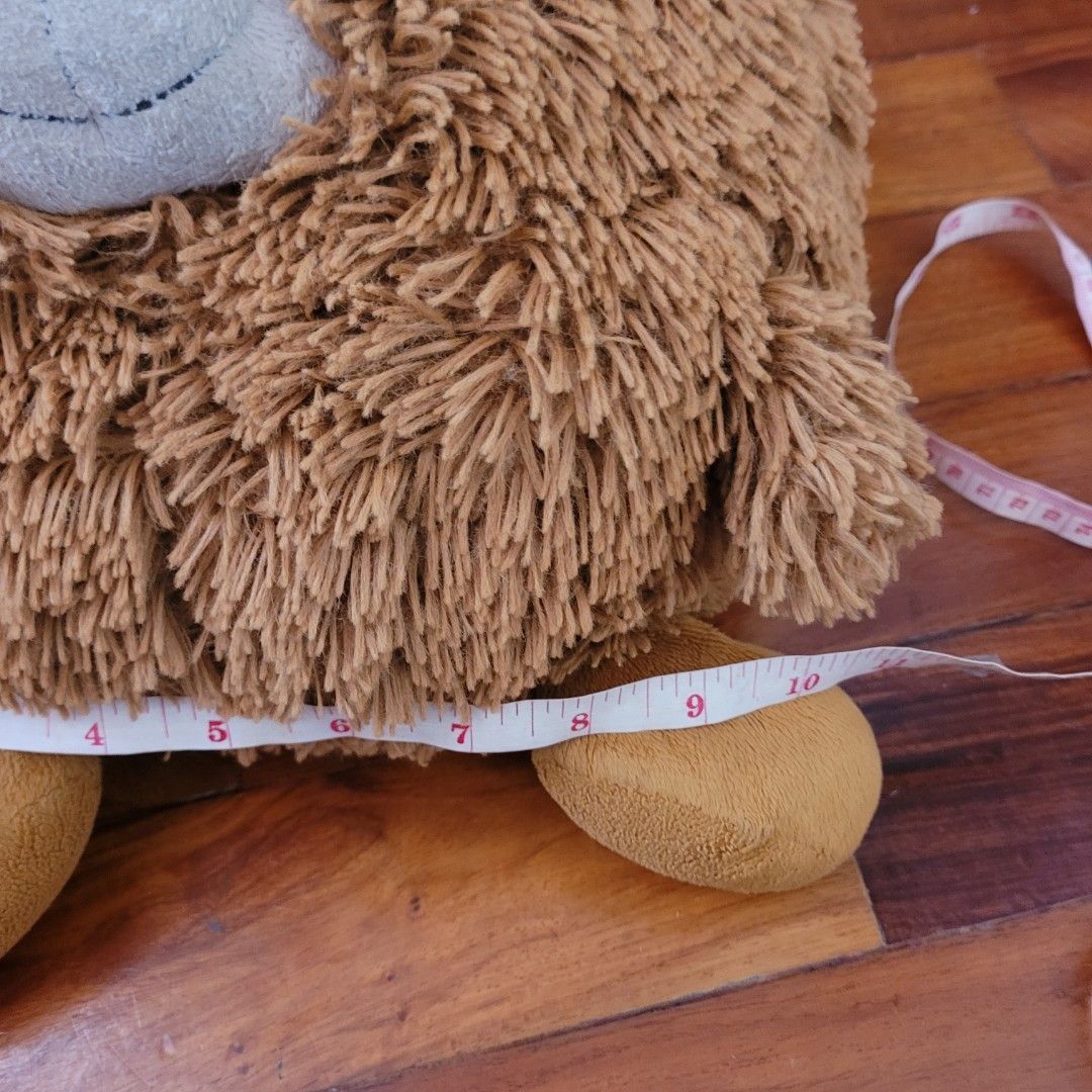 Cute Brown Stuffed Toy (Category: Plushies & Soft Toys) located in Las Pinas. Submitted by mrcdshon (Listing ID 1270394936, Image 3). Description: Size: Approx 10" x 10".