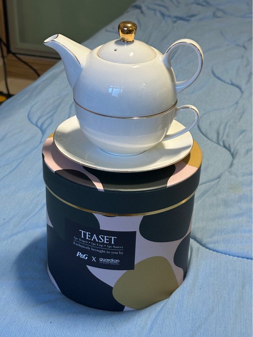 Cute teapot set Furniture Home Living Kitchenware Tableware
