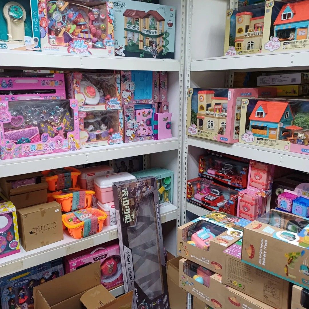 Kids toy warehouse sales