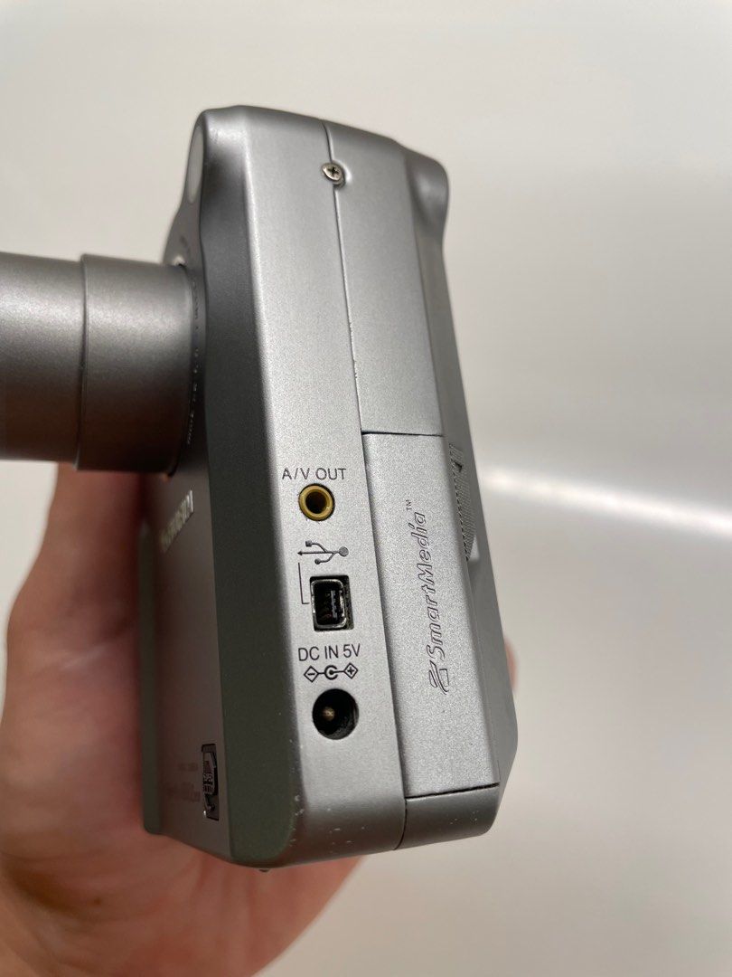 Fujifilm Finepix 4800z full set Photography Cameras on Carousell