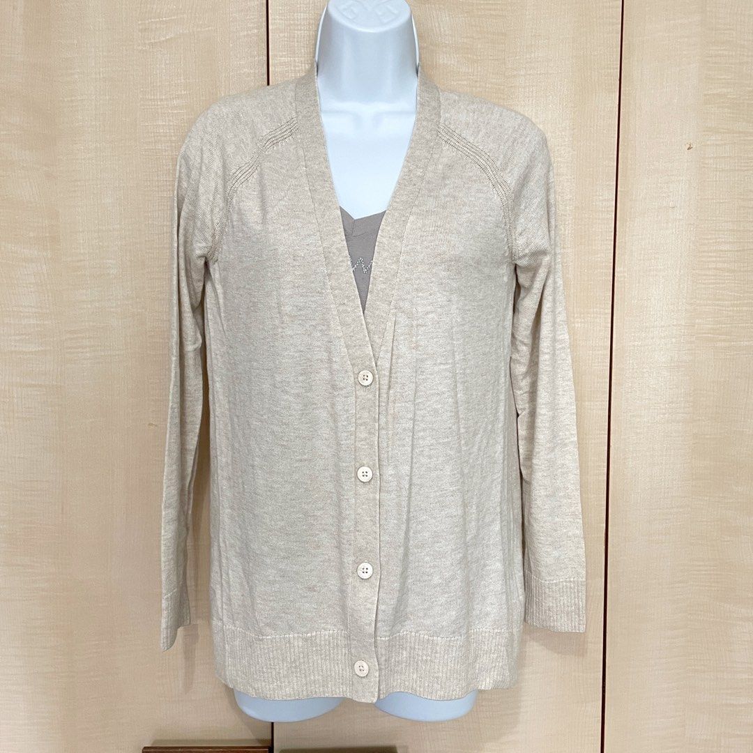 Gap Beige Cardigan Women s Fashion Coats Jackets and