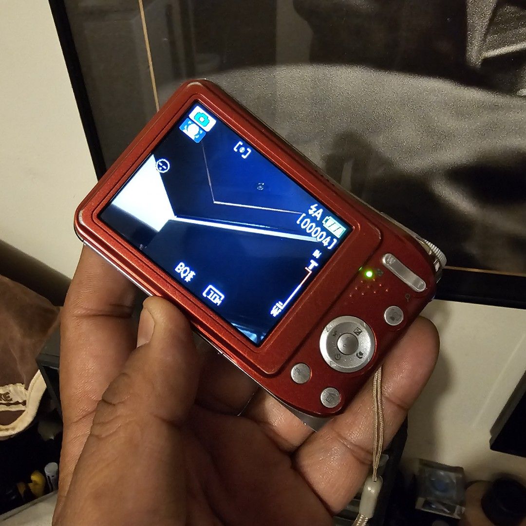 GE J1050 10.1 Megapixels, Photography, Cameras on Carousell