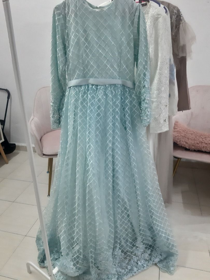 Dress deals tulle akar