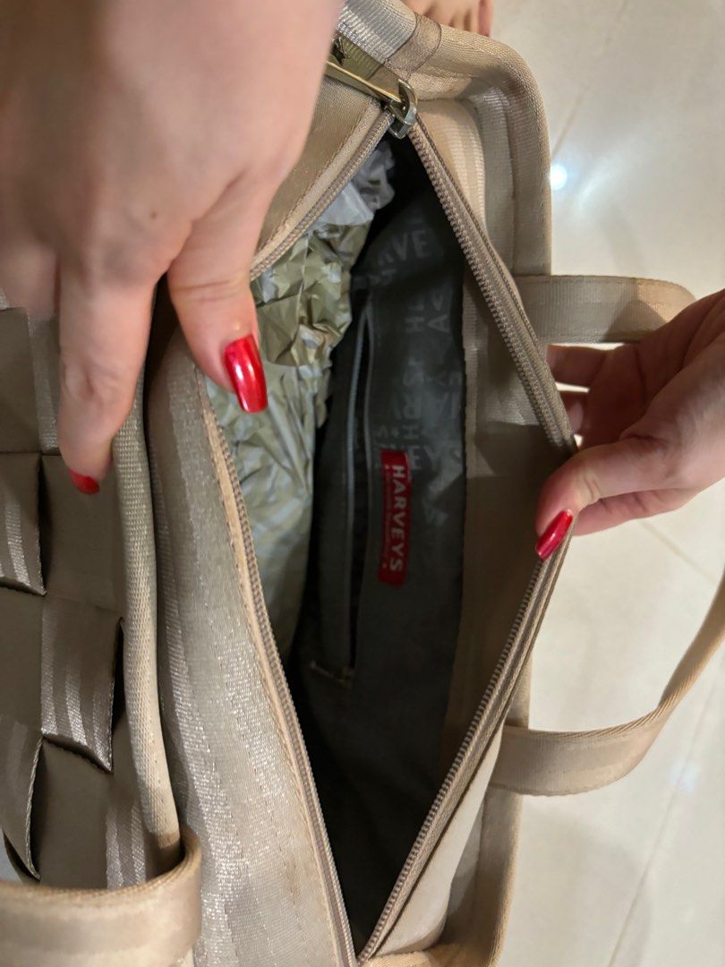Harveys original on sale seatbelt bags
