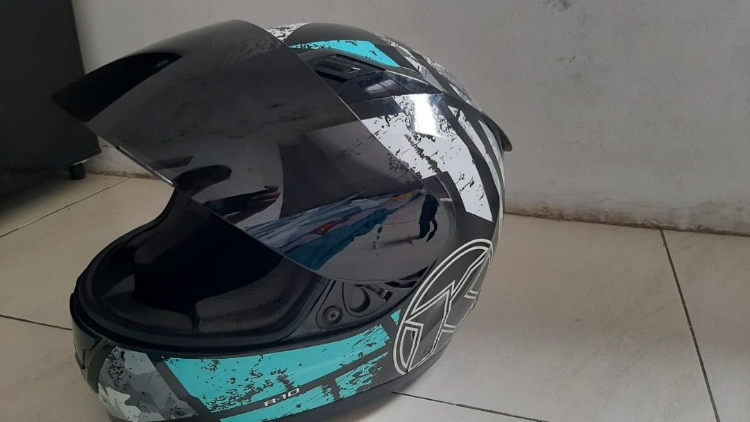 Helm KYT Fullface R10 Seri 3 Black Aqua Blue Motor di Carousell