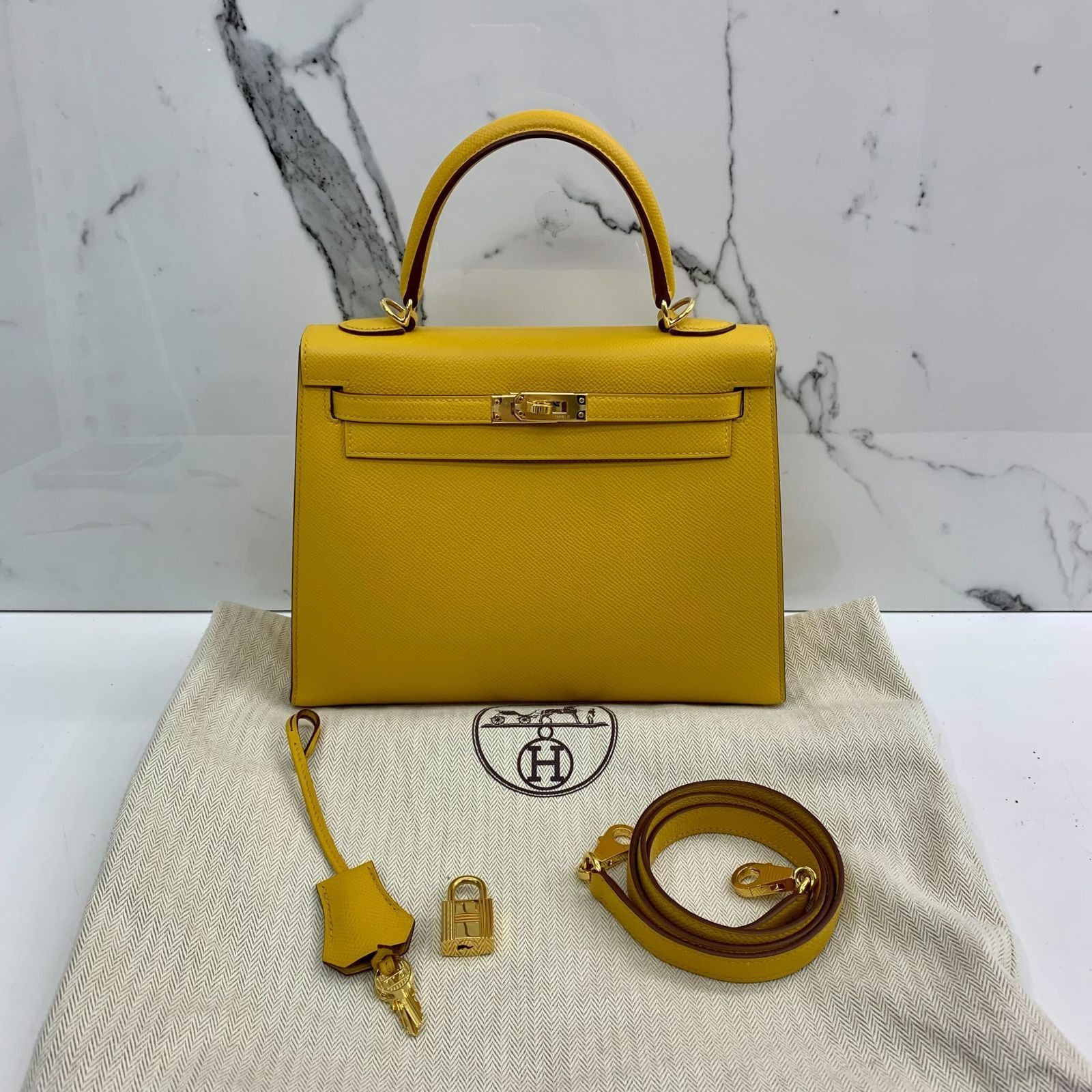 HERMES KELLY YELLOW JAUNE AMBER 25 EPSOM GHW Y STAMP SHOULDER BAG 237039777 WE