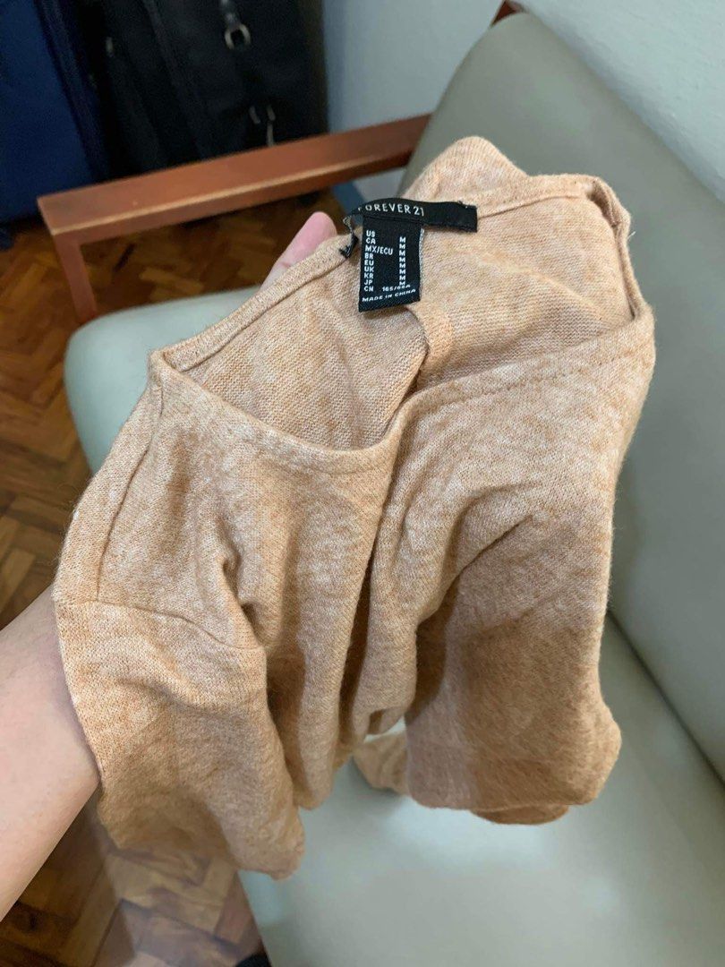 FOREVER 21 Longsleeve Dress (Category: Dresses) located in Makati City. Submitted by ycaa. (Listing ID 1270400195, Image 3). Description: Used once .
