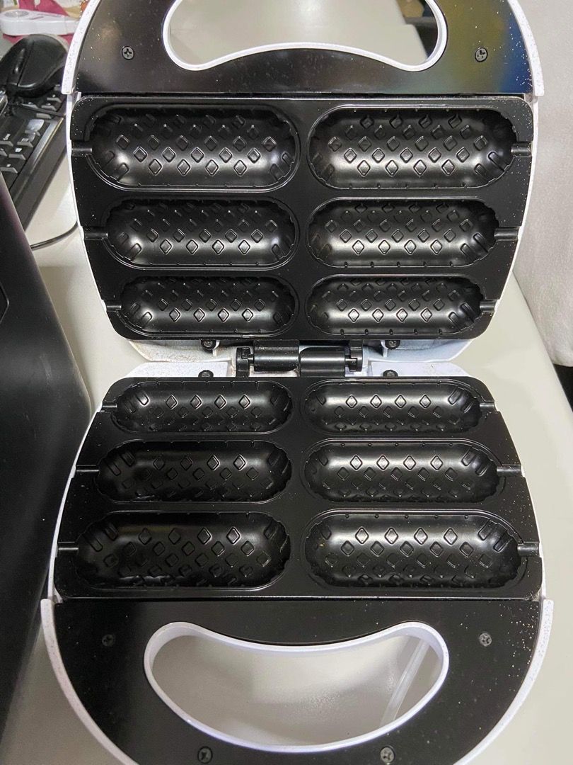Hotdog waffle maker by kyowa brand new , Furniture & Home Living