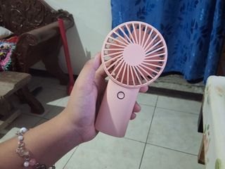 Jisulife portable mini fan