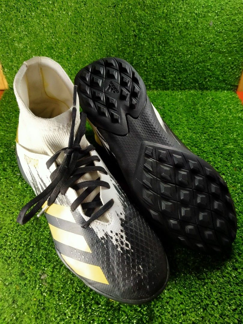 Kasut bola futsal hotsell