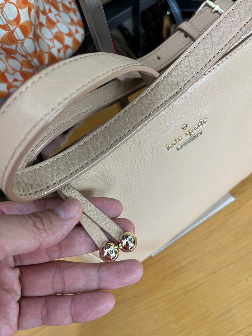 Kate Spade Nude Leather Crossbody Bag Women s Fashion Bags Wallets Cross body Bags on Carousell