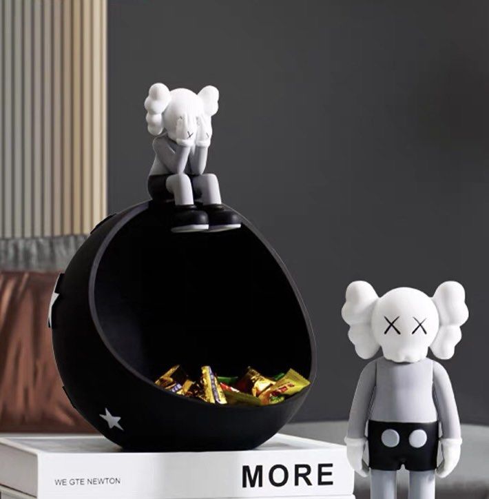 KAWS style key holder / keys / Coins home entrance
