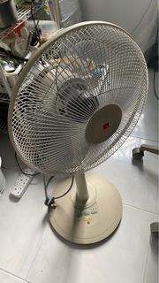 （分類：）位於 。 由 enochcw 提交（商品編號 1270253141，圖片 1）。簡介： 。