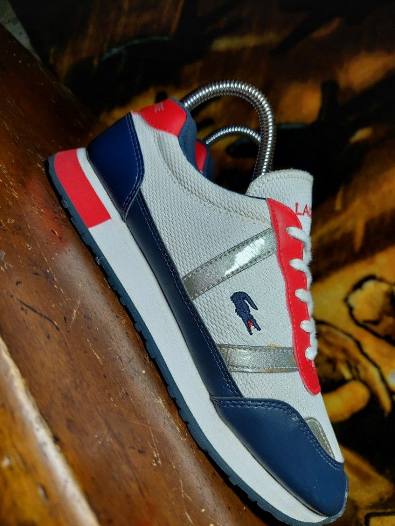 Lacoste trainers size store 2