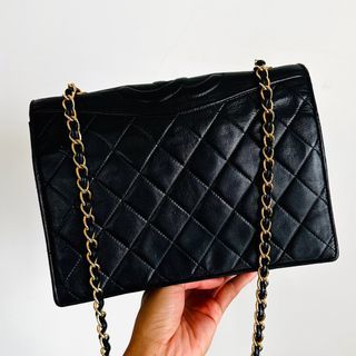 LIKE NEW 😍 Chanel Black GHW Giant CC Logo Single Full Flap Quilted Lambskin Vintage Shoulder Sling Bag 1s Authentic