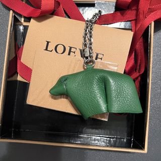 Loewe online charm sale
