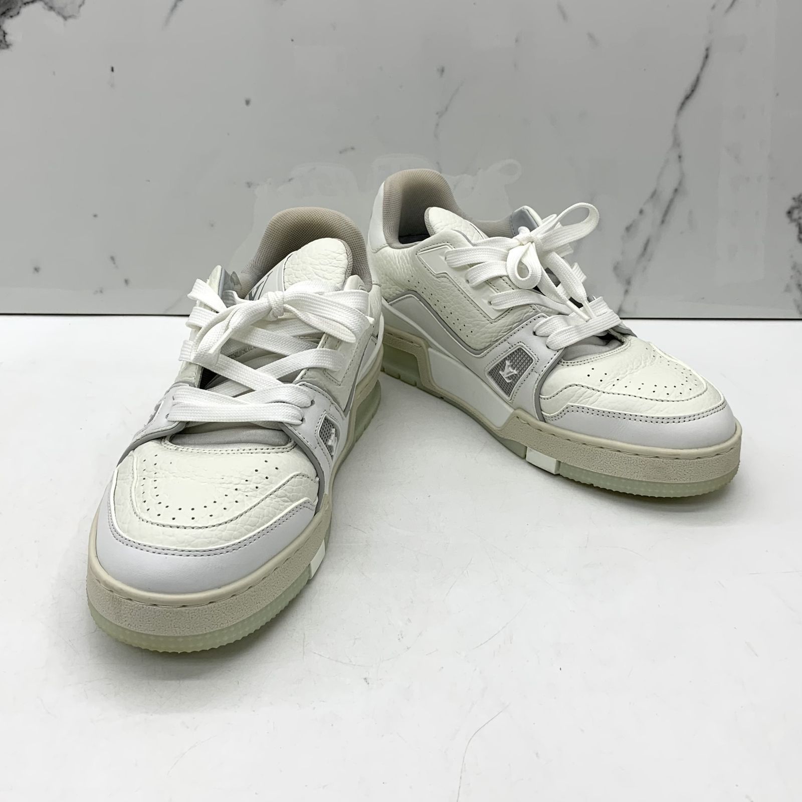Lv white on sale sneakers
