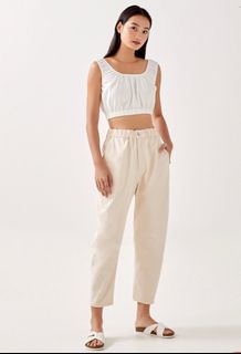 FLO PADDED CROP TOP IN WHITE